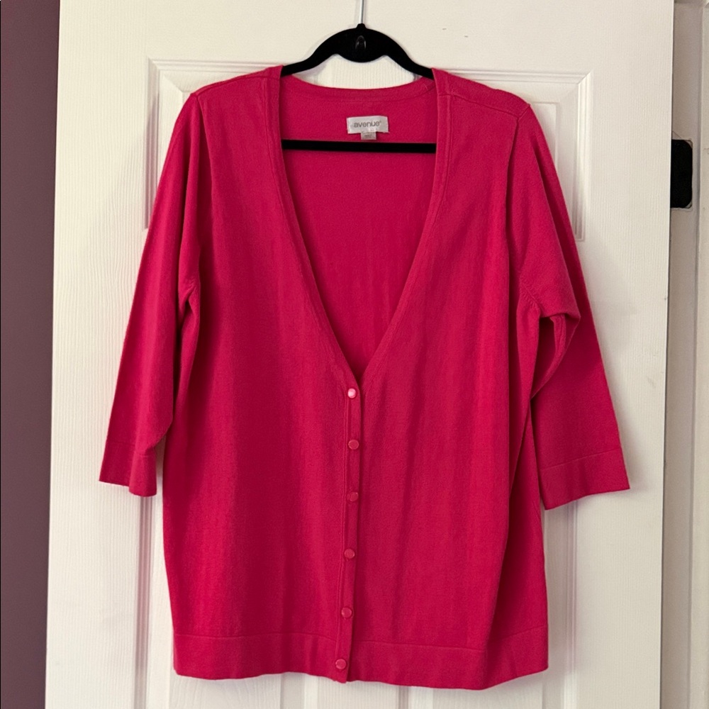 Avenue Women's Bright Fuchsia Button-Front V-Neck Cardigan
